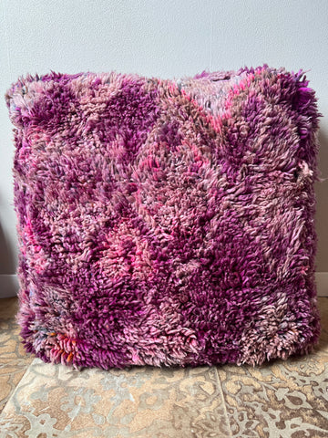 Vintage berber boujaad poef - Fluffy purple